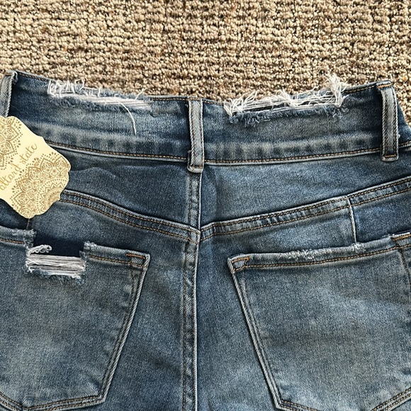 Altar’d State Flares - Tri-Color (26) - Picture 4 of 6